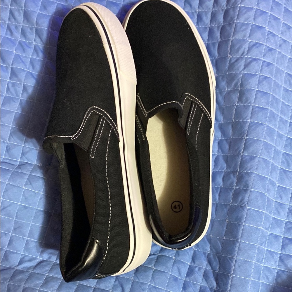 off brand black vans
